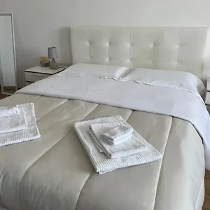 Cavour16 Rent Bedrooms Отель типа 